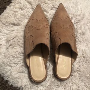 NINE WEST SADRAH MULE